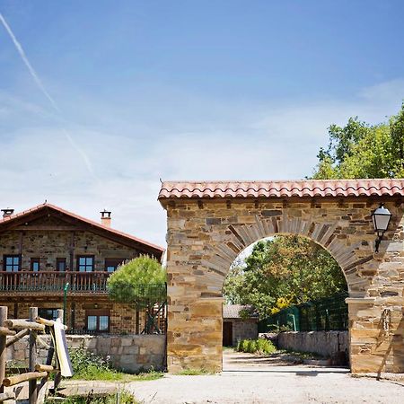 Apartamentos Turisticos Las Carballedas 拉瓦纳尔德尔卡米诺 外观 照片