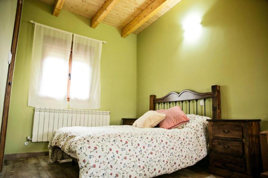 Apartamentos Turisticos Las Carballedas 拉瓦纳尔德尔卡米诺 外观 照片