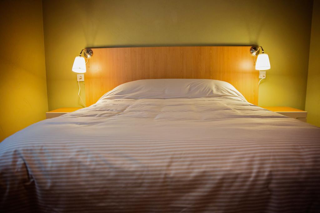 Apartamentos Turisticos Las Carballedas 拉瓦纳尔德尔卡米诺 外观 照片
