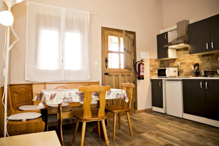 Apartamentos Turisticos Las Carballedas 拉瓦纳尔德尔卡米诺 外观 照片
