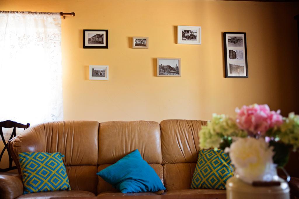 Apartamentos Turisticos Las Carballedas 拉瓦纳尔德尔卡米诺 外观 照片