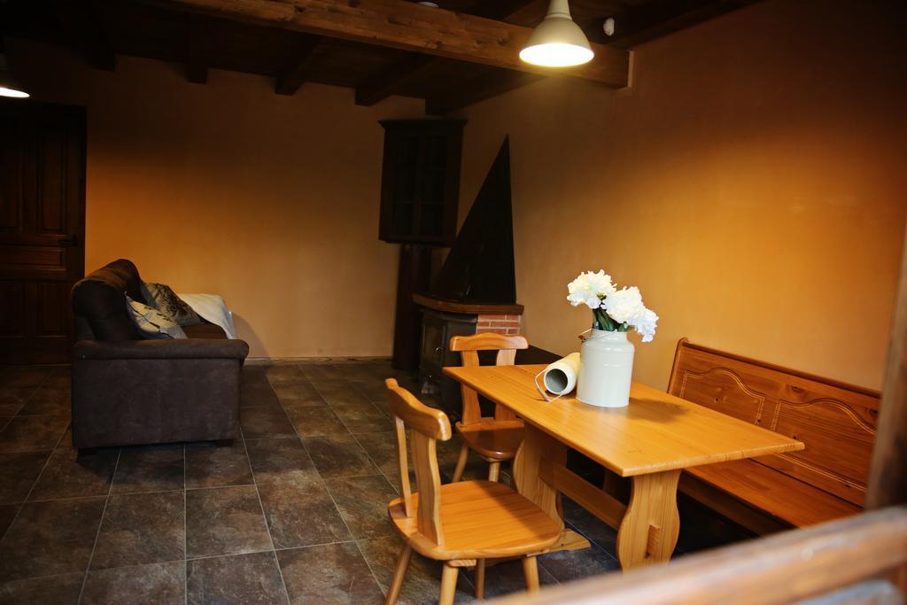 Apartamentos Turisticos Las Carballedas 拉瓦纳尔德尔卡米诺 外观 照片